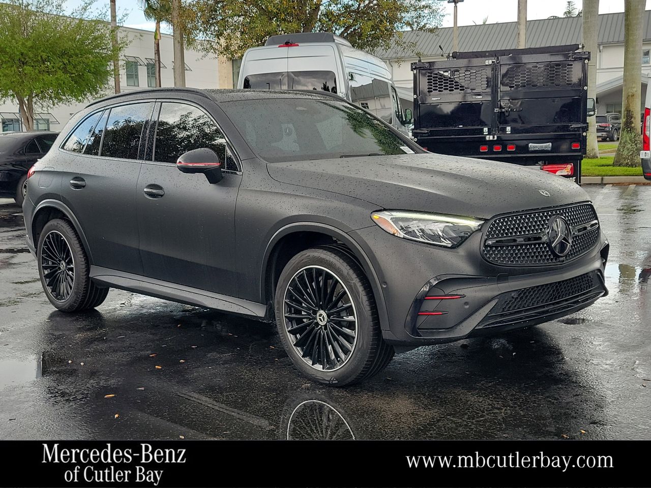 2023 Mercedes-Benz GLC 300 RWD