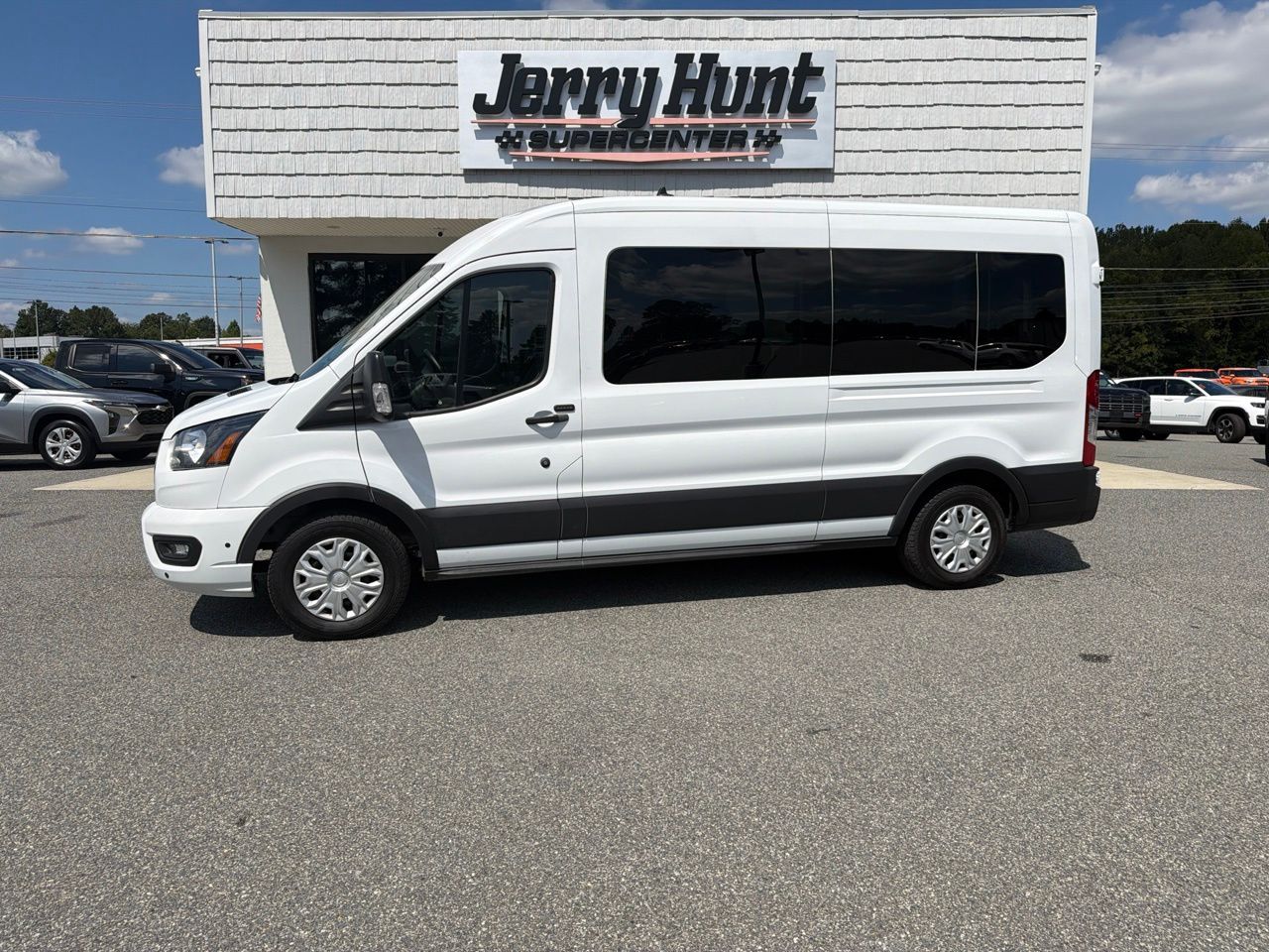 Oxford White 2025 Ford Transit Passenger Van Rear-Wheel Drive 