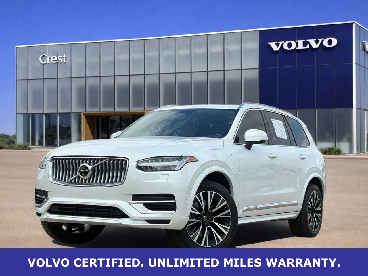 Crystal White Metallic 2024 Volvo XC90 Recharge T8 Plus Bright Theme 6-Passenger eAWD SUV / Crossover All-Wheel Drive Automatic