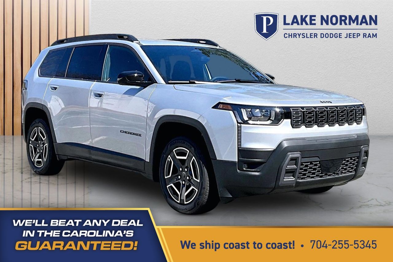 Silver Zynith Clearcoat 2026 Jeep Cherokee Laredo 4WD SUV / Crossover Four-Wheel Drive Continuously Variable Transmission
