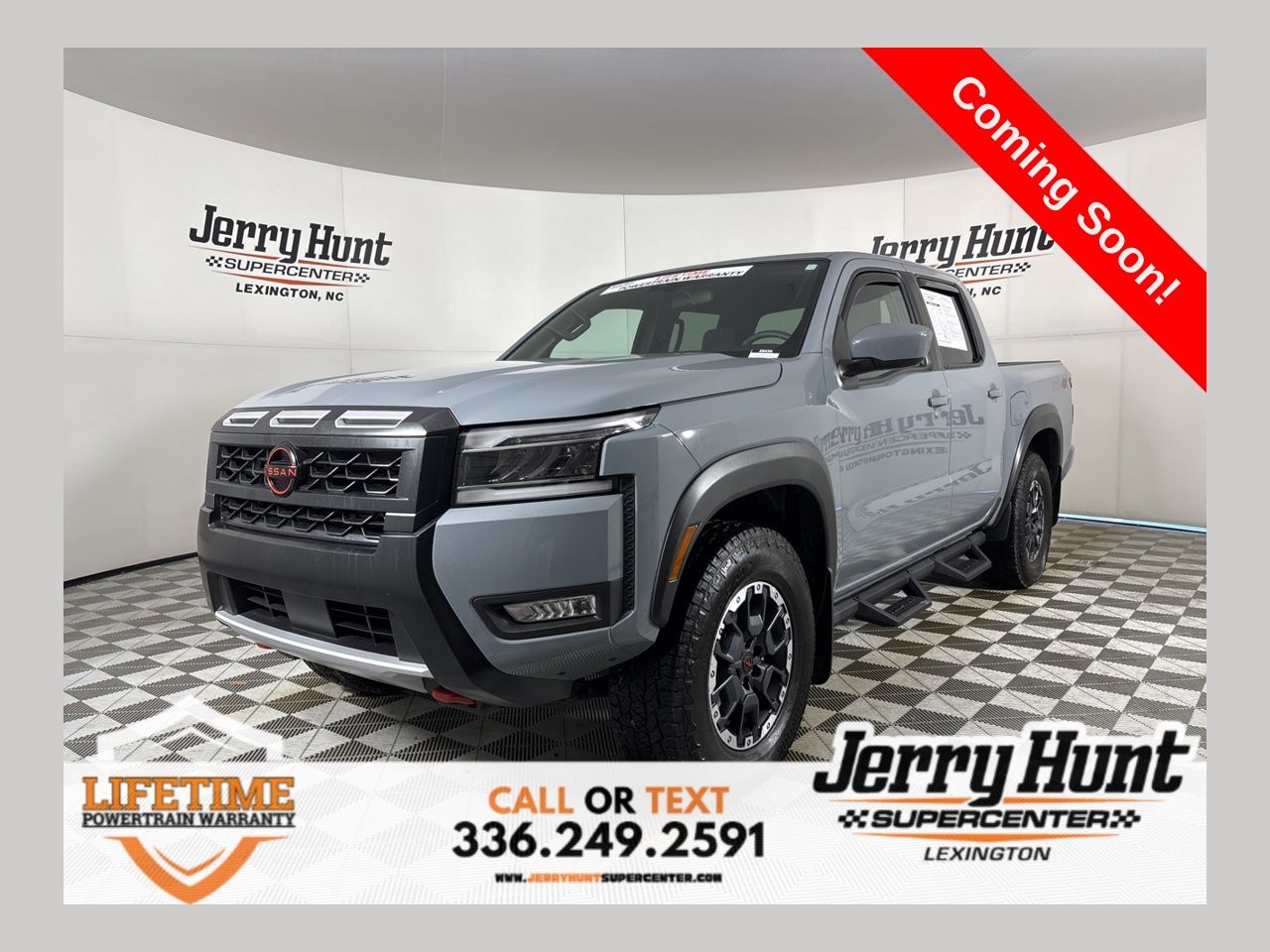 2025 Nissan Frontier PRO-4X Crew Cab 4WD