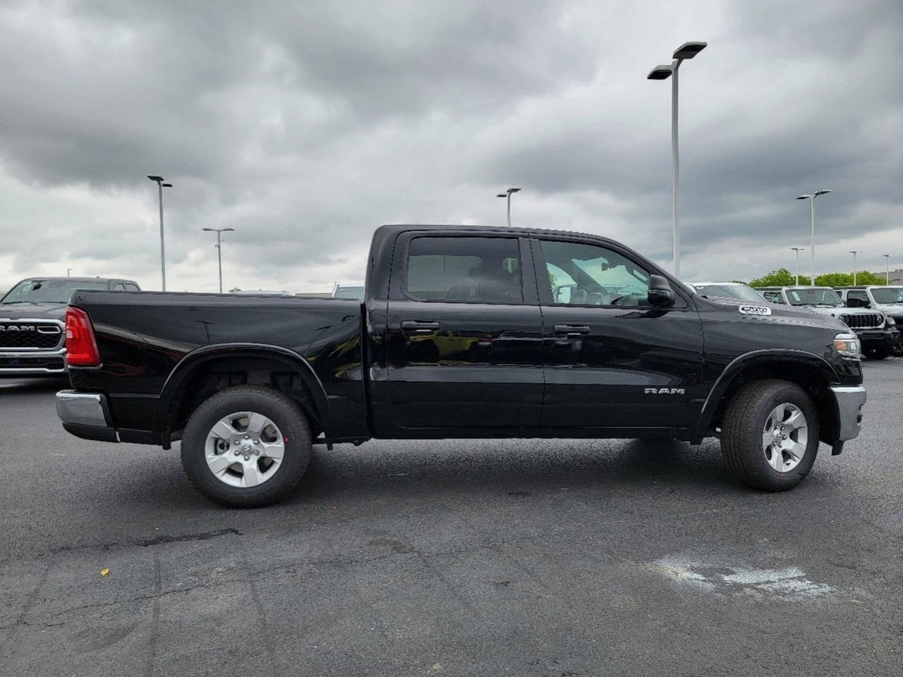 2025 Ram 1500 Big Horn/Lone Star 8