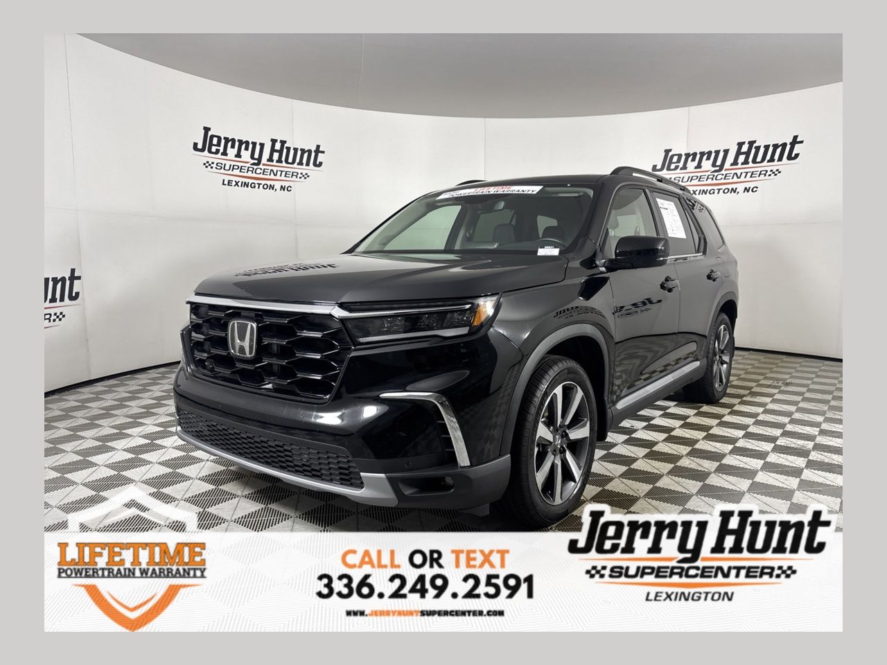 Black 2025 Honda Pilot SUV / Crossover Front-Wheel Drive Automatic