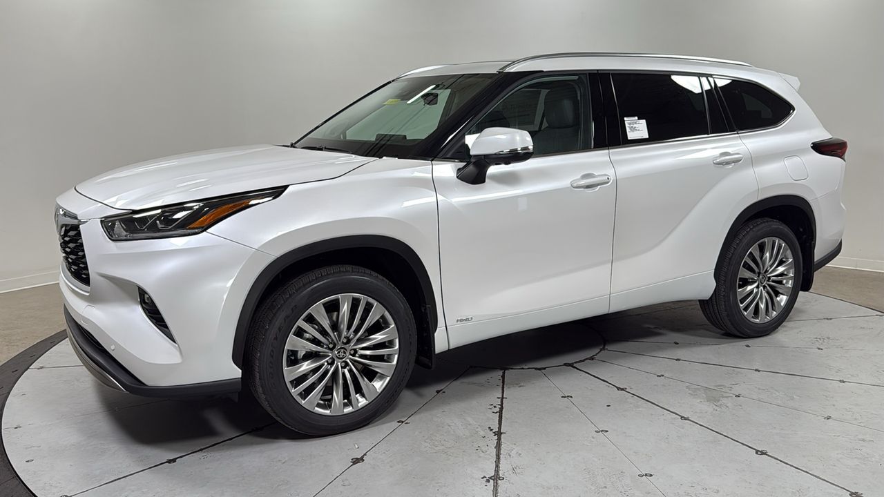 Pearl 2026 Toyota Highlander Hybrid Platinum AWD SUV / Crossover All-Wheel Drive Continuously Variable Transmission