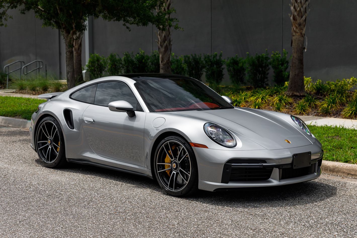 2021 Porsche 911 Turbo S - Photo 12