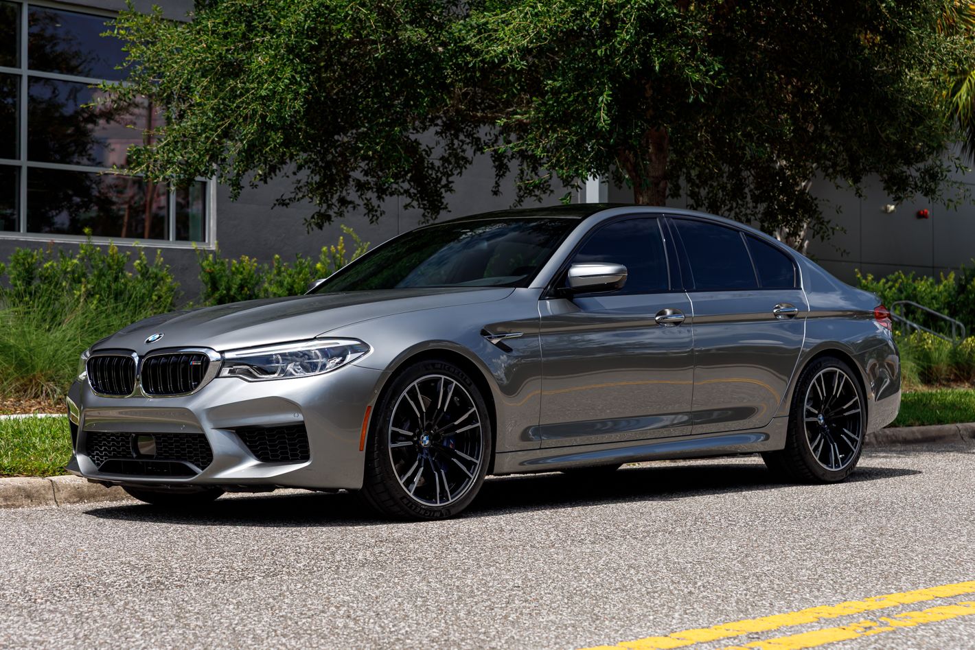 Donington Gray Metallic 2018 BMW M5 Sedan All-Wheel Drive 8-Speed Automatic