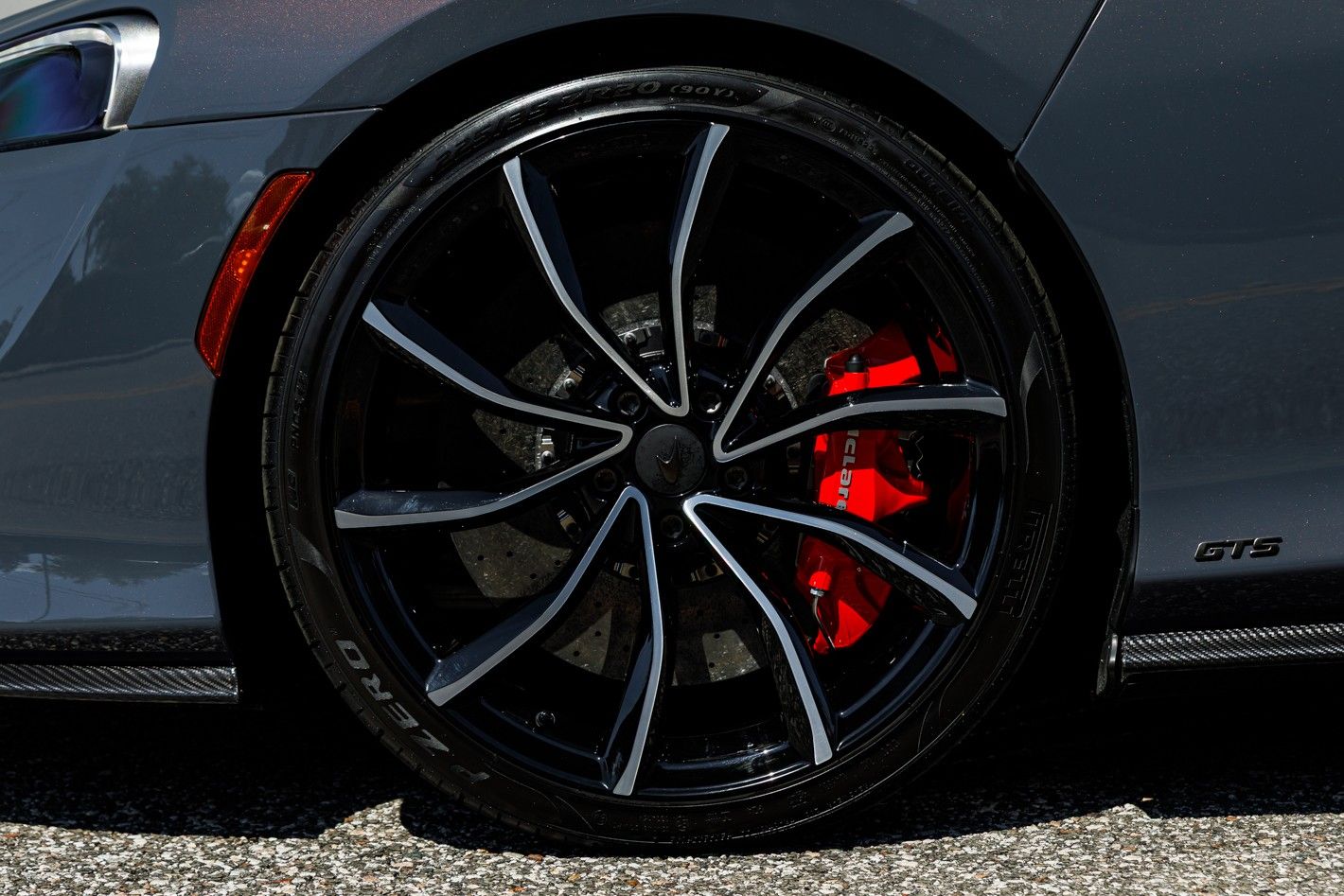 2025 McLaren GTS Base - Photo 29