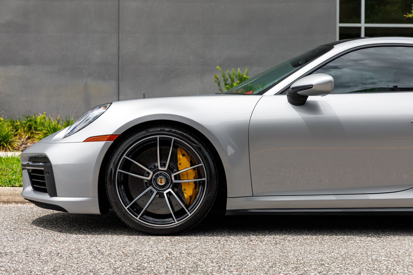 2021 Porsche 911 Turbo S - Photo 28