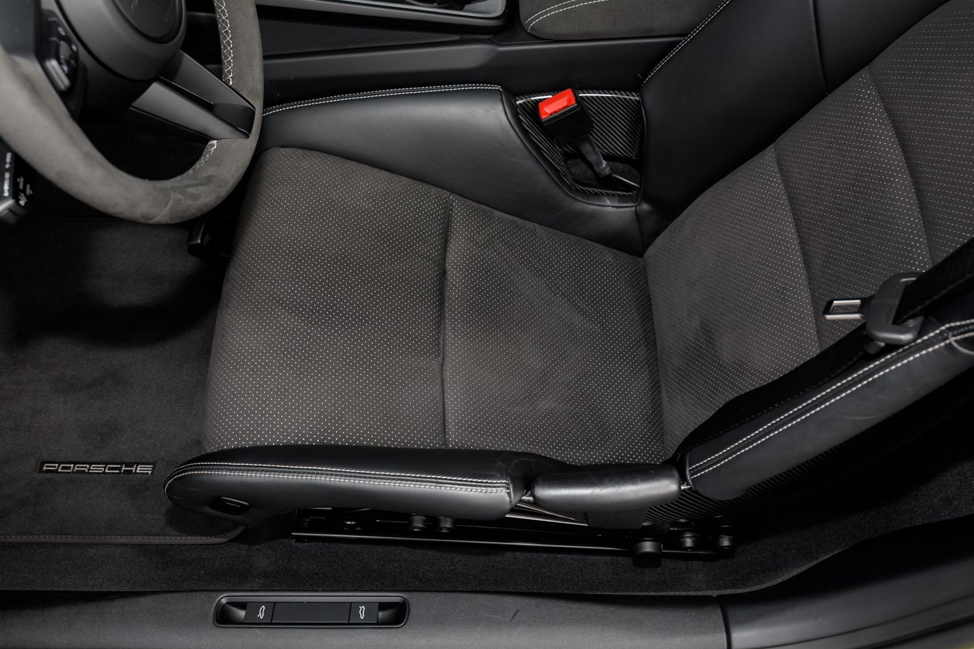 2023 Porsche 911 GT3 - Photo 39