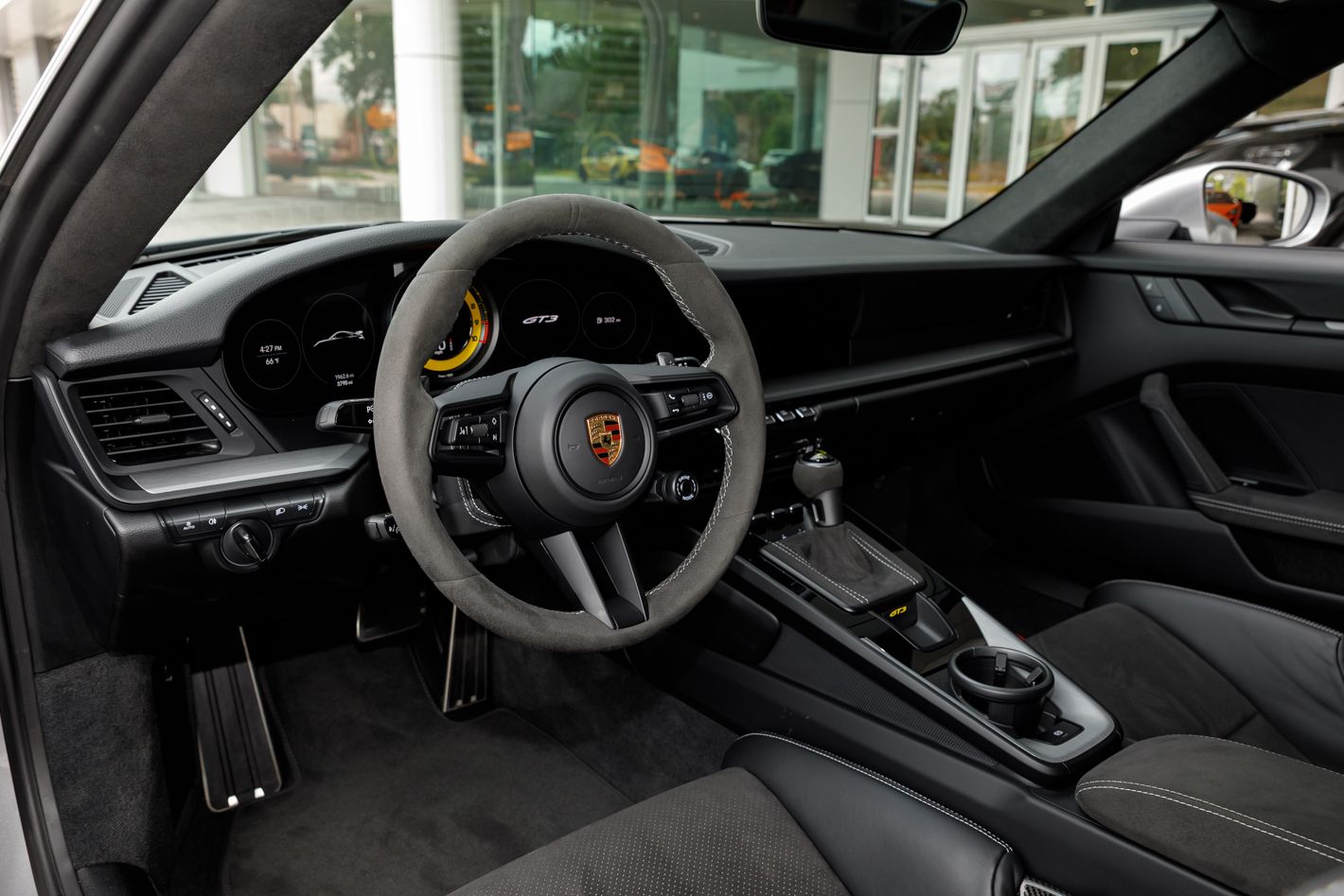 2023 Porsche 911 GT3 - Photo 42