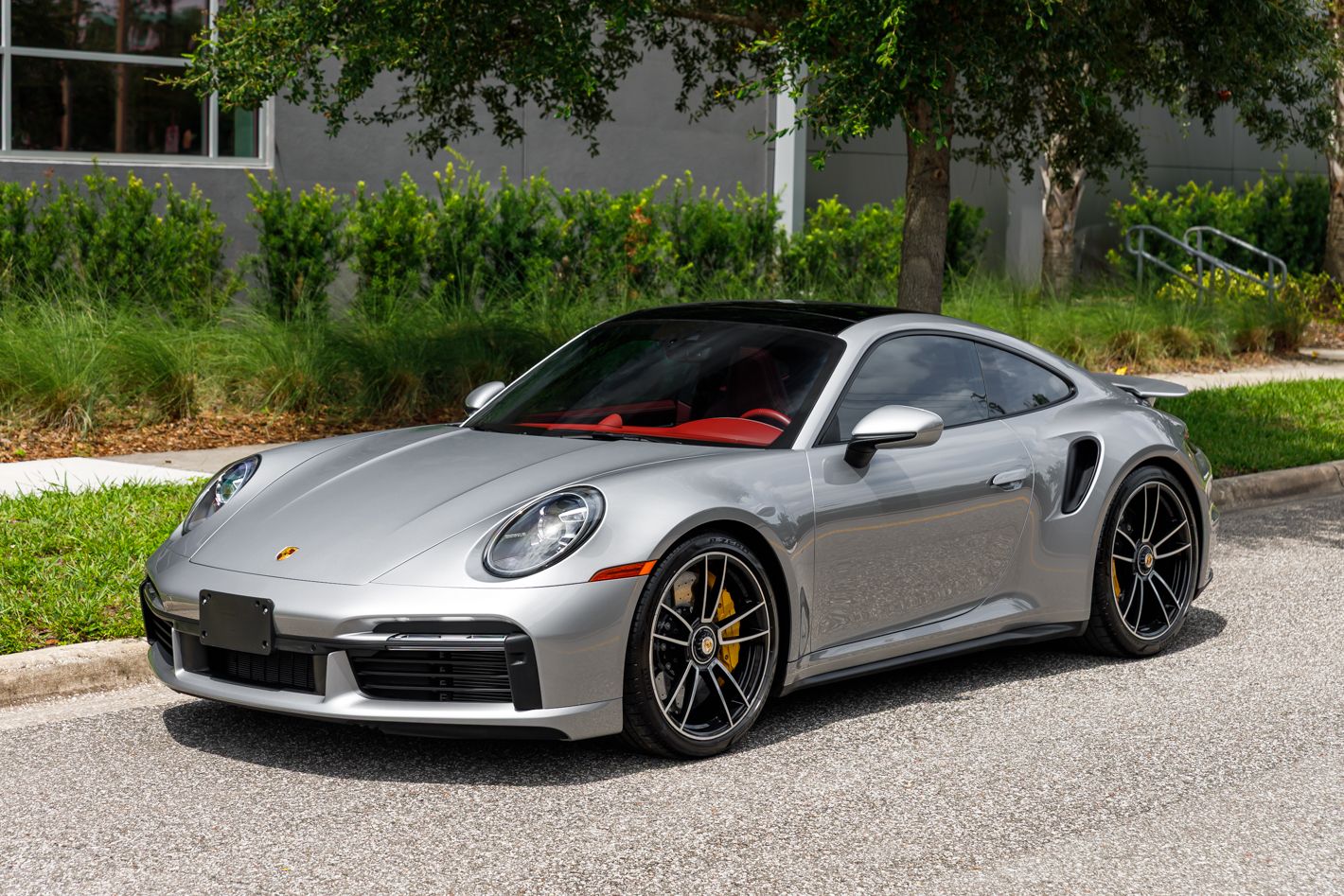2021 Porsche 911 Turbo S - Photo 31