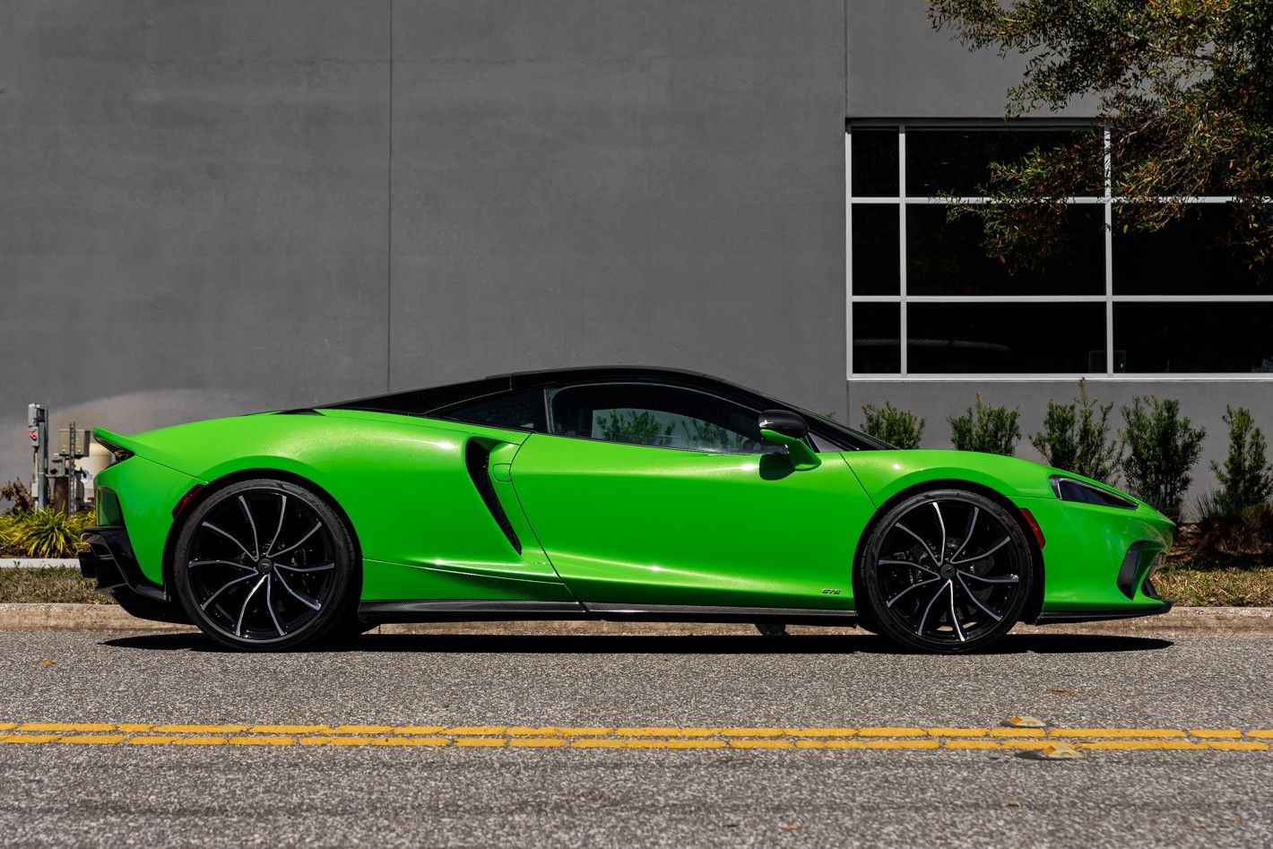 2025 McLaren GTS Base - Photo 3