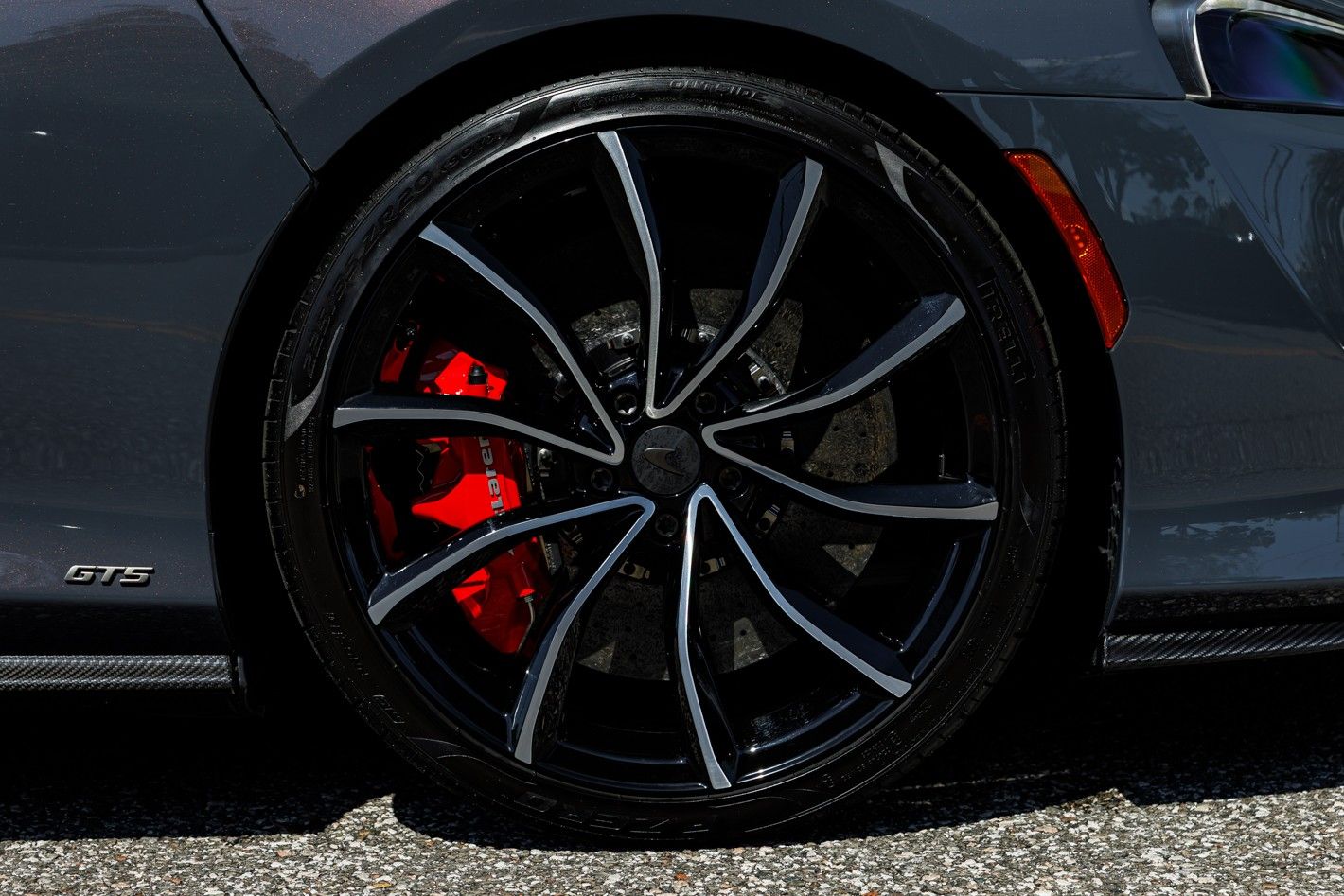 2025 McLaren GTS Base - Photo 13