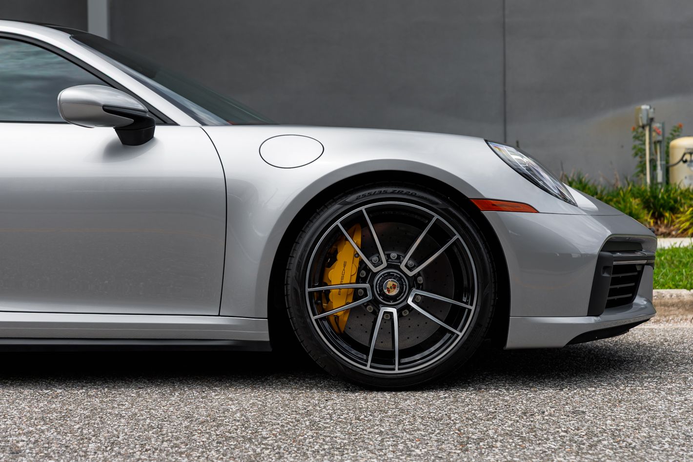 2021 Porsche 911 Turbo S - Photo 16