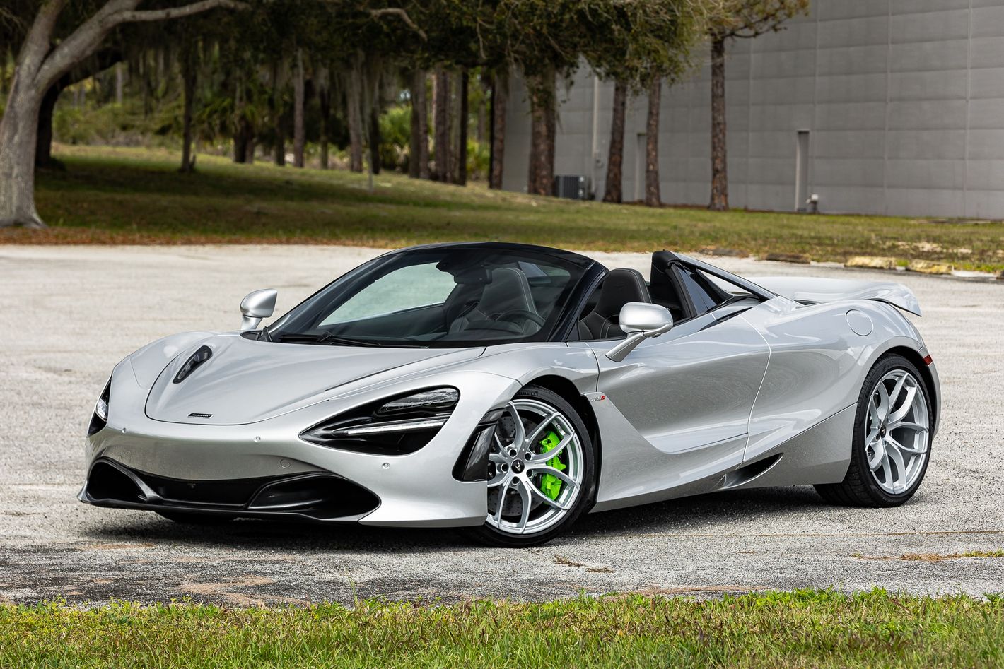 2020 McLaren 720S 4.0 Luxury Spider's photo