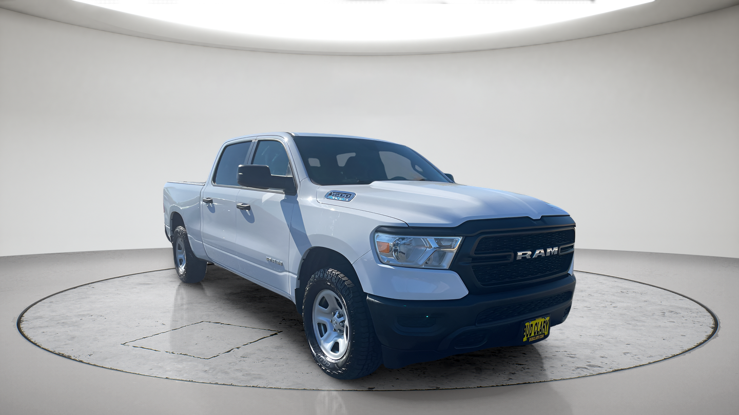 Bright White Clearcoat 2022 RAM 1500 Pickup Truck Four-Wheel Drive 8-Speed Automatic