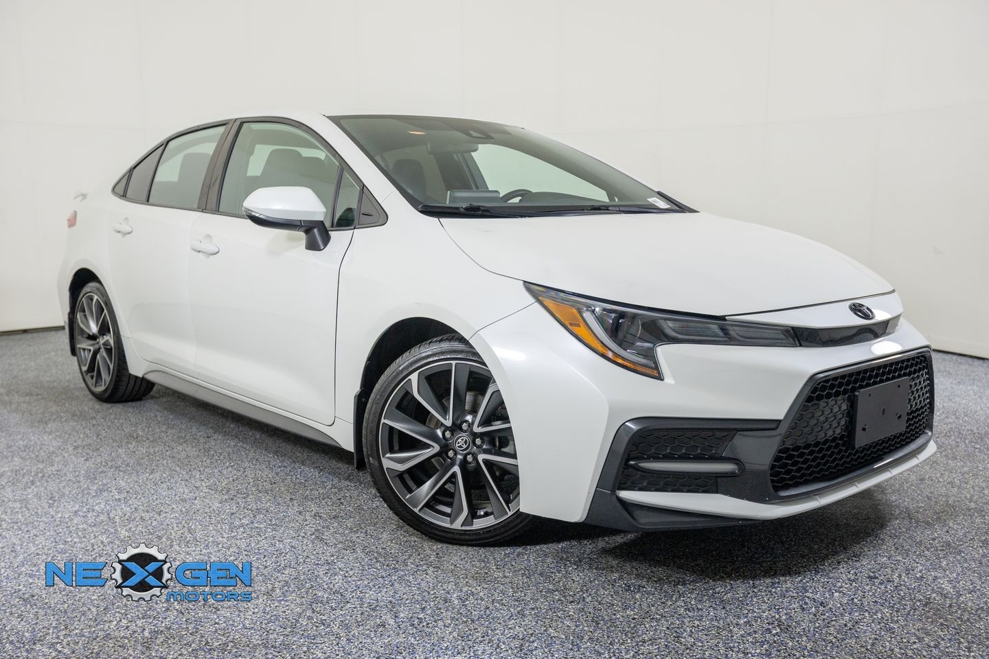 White (Blizzard Pearl) 2021 Toyota Corolla Sedan Front-Wheel Drive Continuously Variable Transmission
