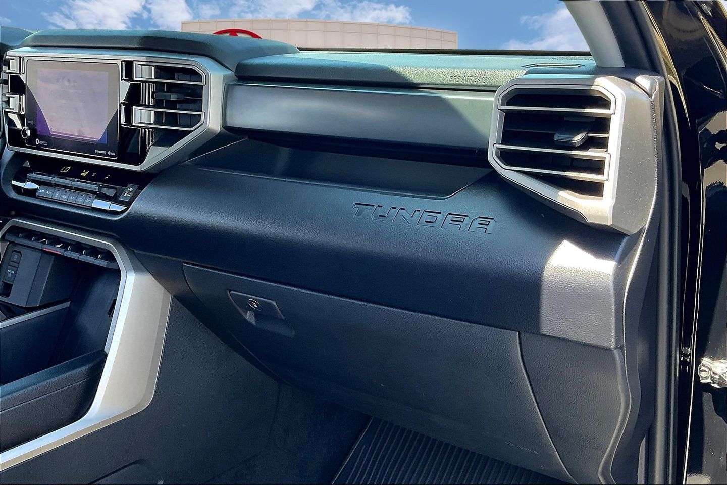 2022 Toyota Tundra SR5 photo