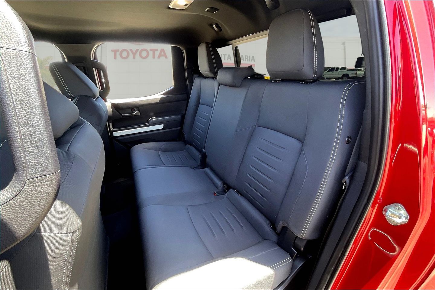 2024 Toyota Tacoma TRD Off-Road photo