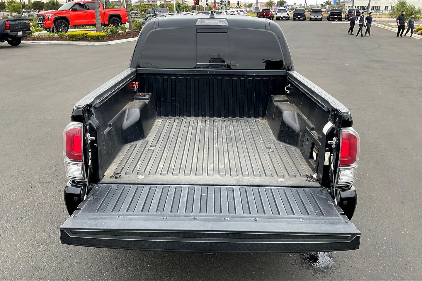 2022 Toyota Tacoma TRD Off-Road photo
