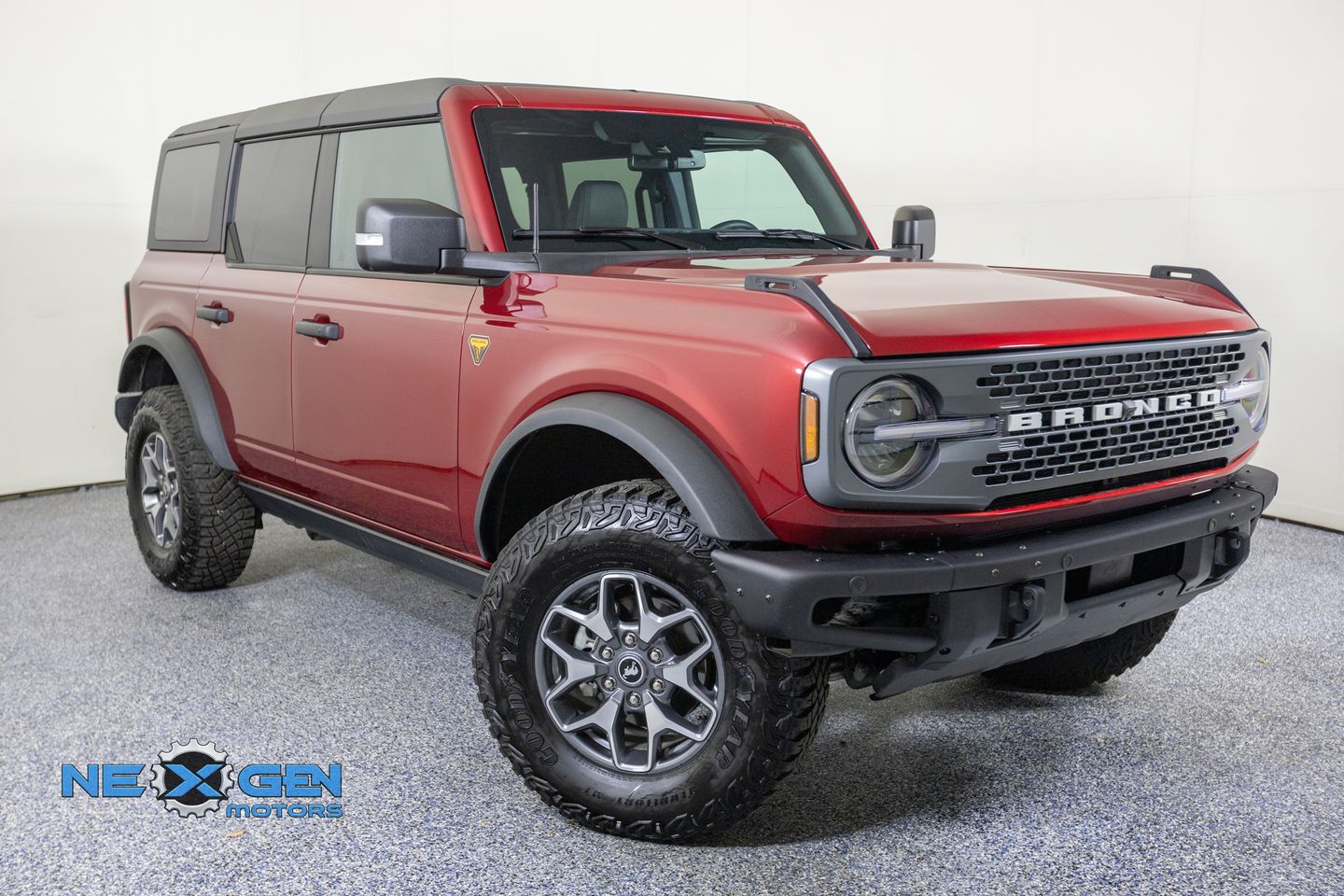 2025 Ford Bronco Badlands 4-Door 4WD