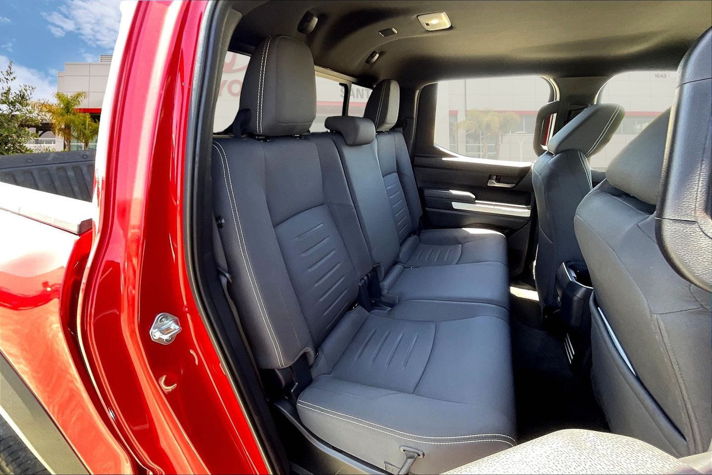2024 Toyota Tacoma TRD Off-Road photo