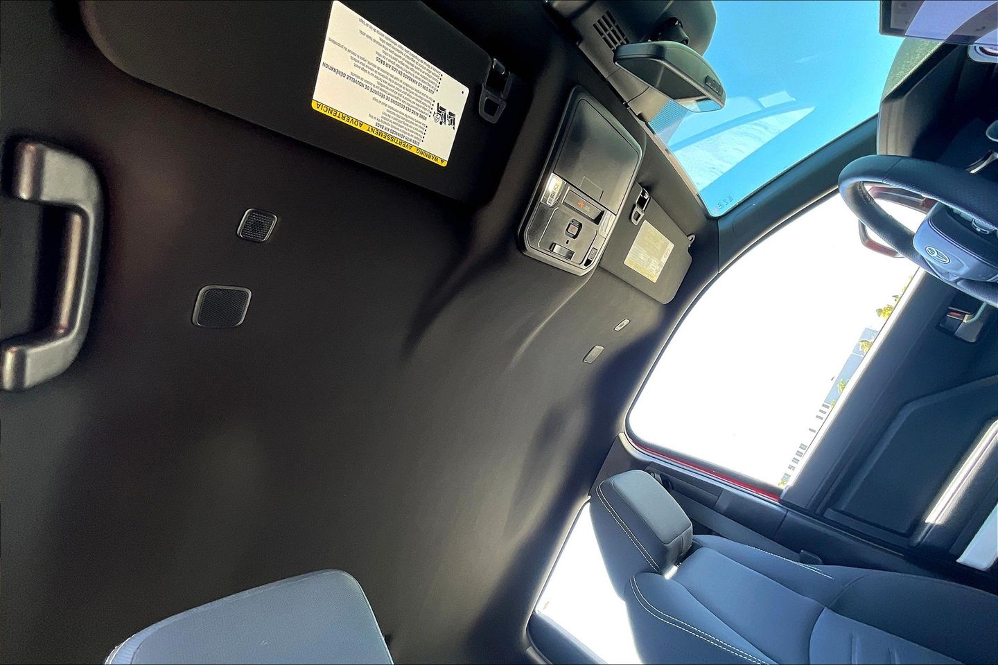 2024 Toyota Tacoma TRD Off-Road photo