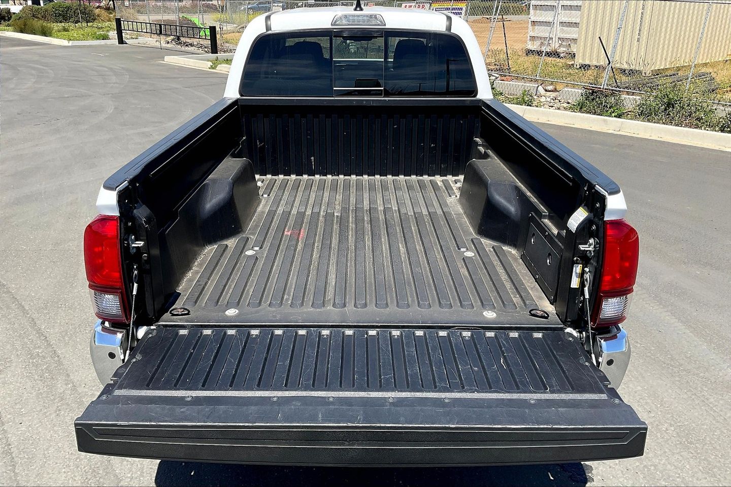 2022 Toyota Tacoma SR5 photo