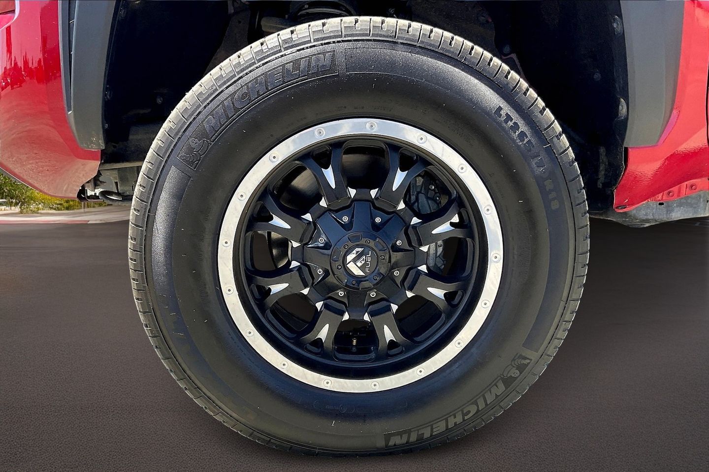 2024 Toyota Tacoma TRD Off-Road photo