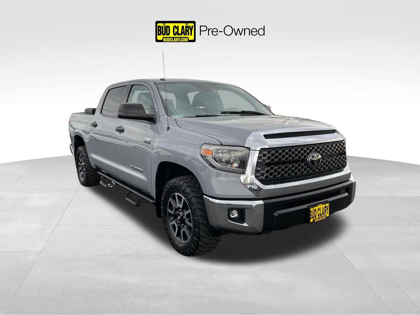Cement 2018 Toyota Tundra SR5 CrewMax 5.7L 4WD Pickup Truck Four-Wheel Drive 6-Speed Automatic Overdrive