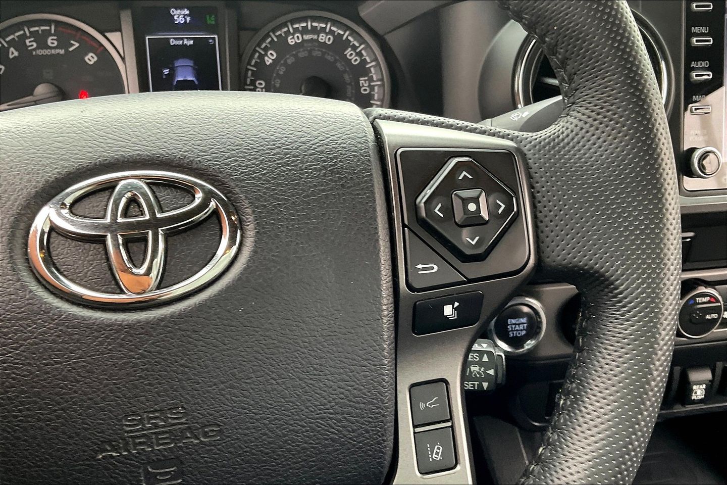 2022 Toyota Tacoma TRD Off-Road photo