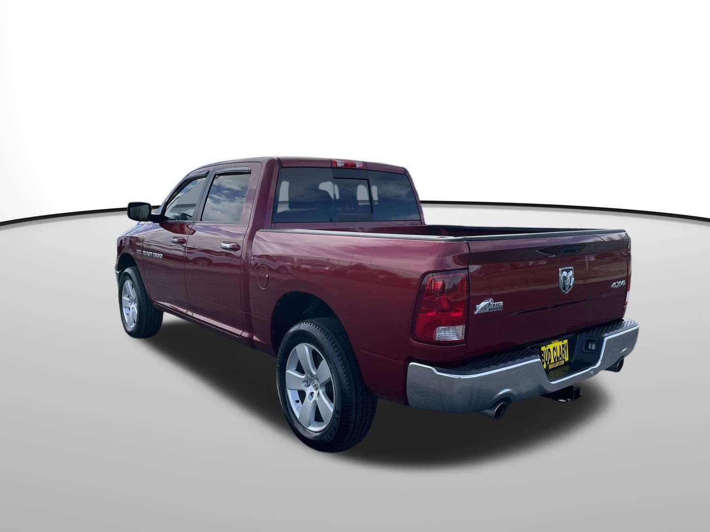 View vehicle photo 6