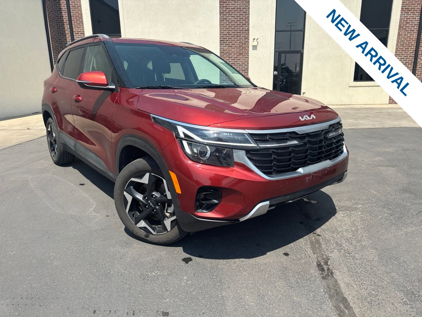 Mars Orange 2025 Kia Seltos SUV / Crossover All-Wheel Drive Continuously Variable Transmission