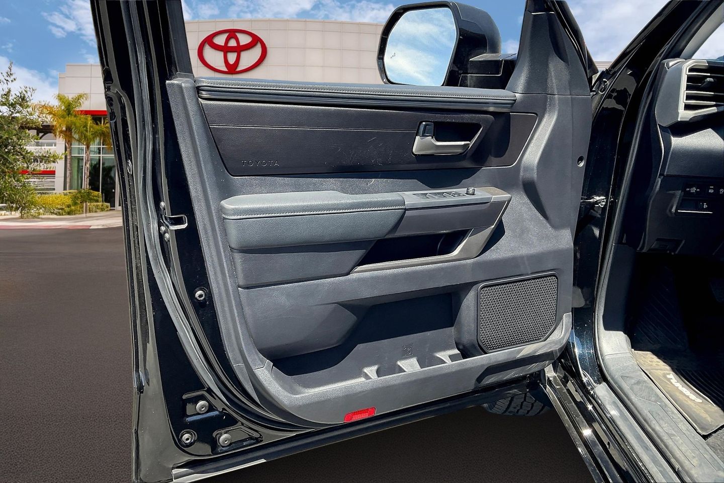 2022 Toyota Tundra SR5 photo