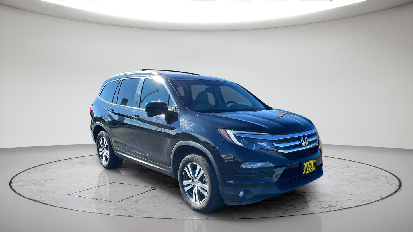Crystal Black Pearl 2017 Honda Pilot SUV / Crossover All-Wheel Drive 6-Speed Automatic