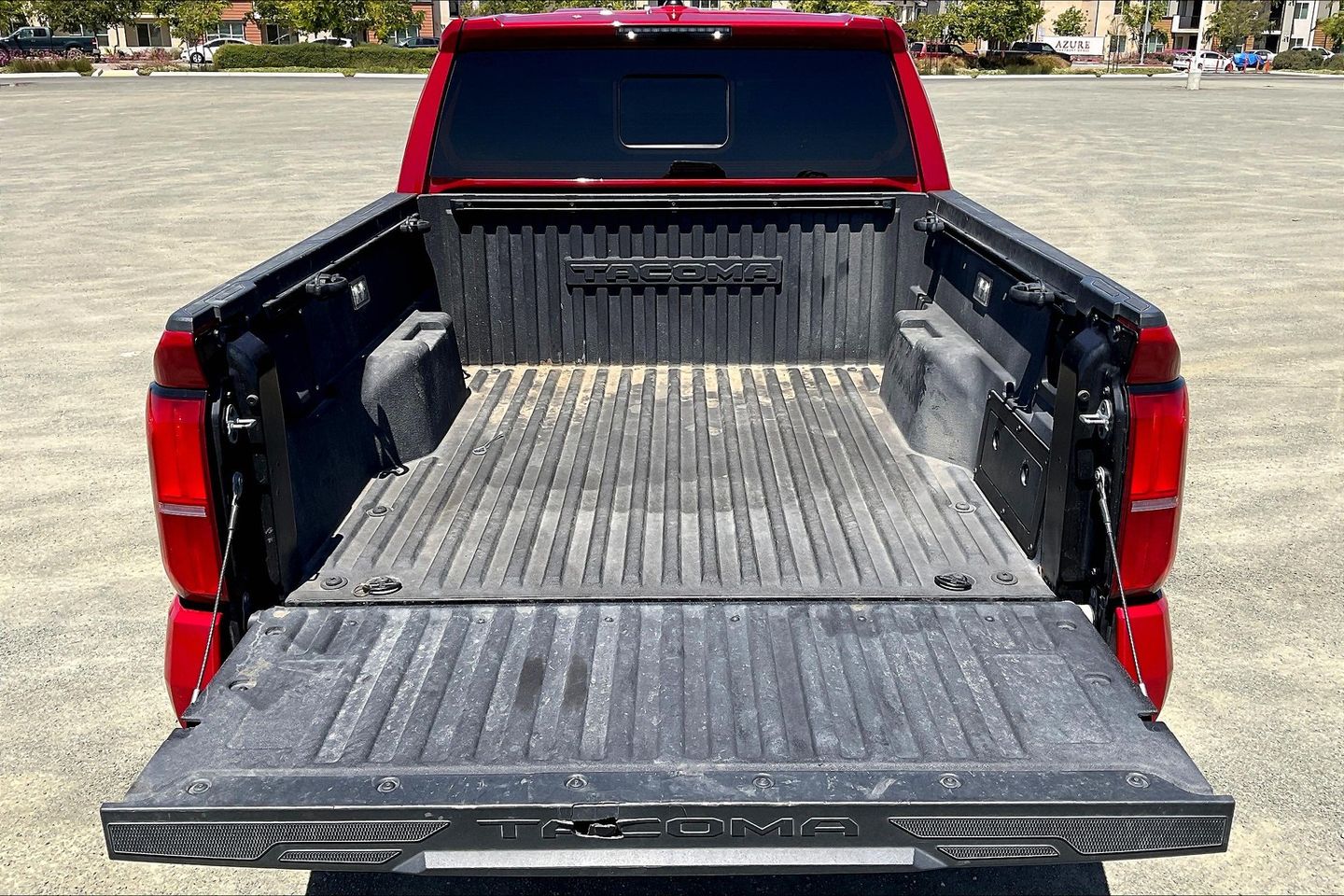 2024 Toyota Tacoma TRD Off-Road photo