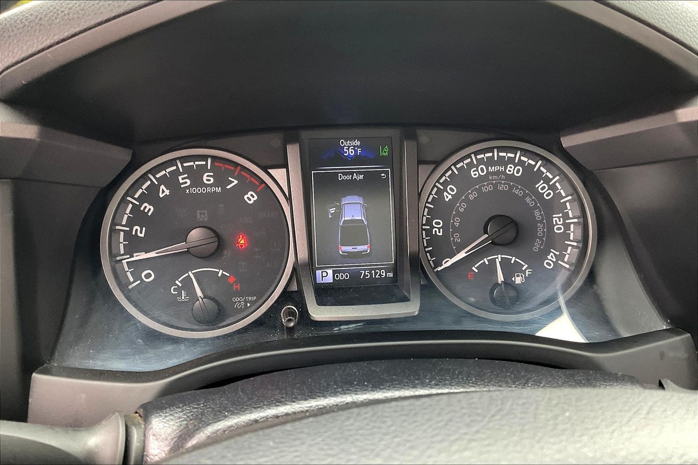 2022 Toyota Tacoma TRD Off-Road photo