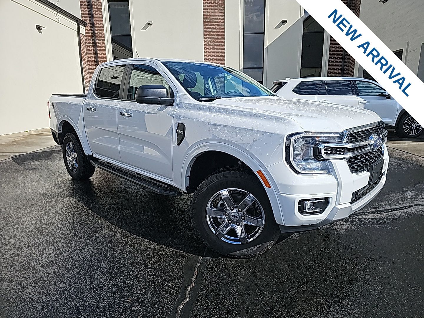Oxford White 2024 Ford Ranger XLT SuperCrew 4WD Pickup Truck Four-Wheel Drive Automatic