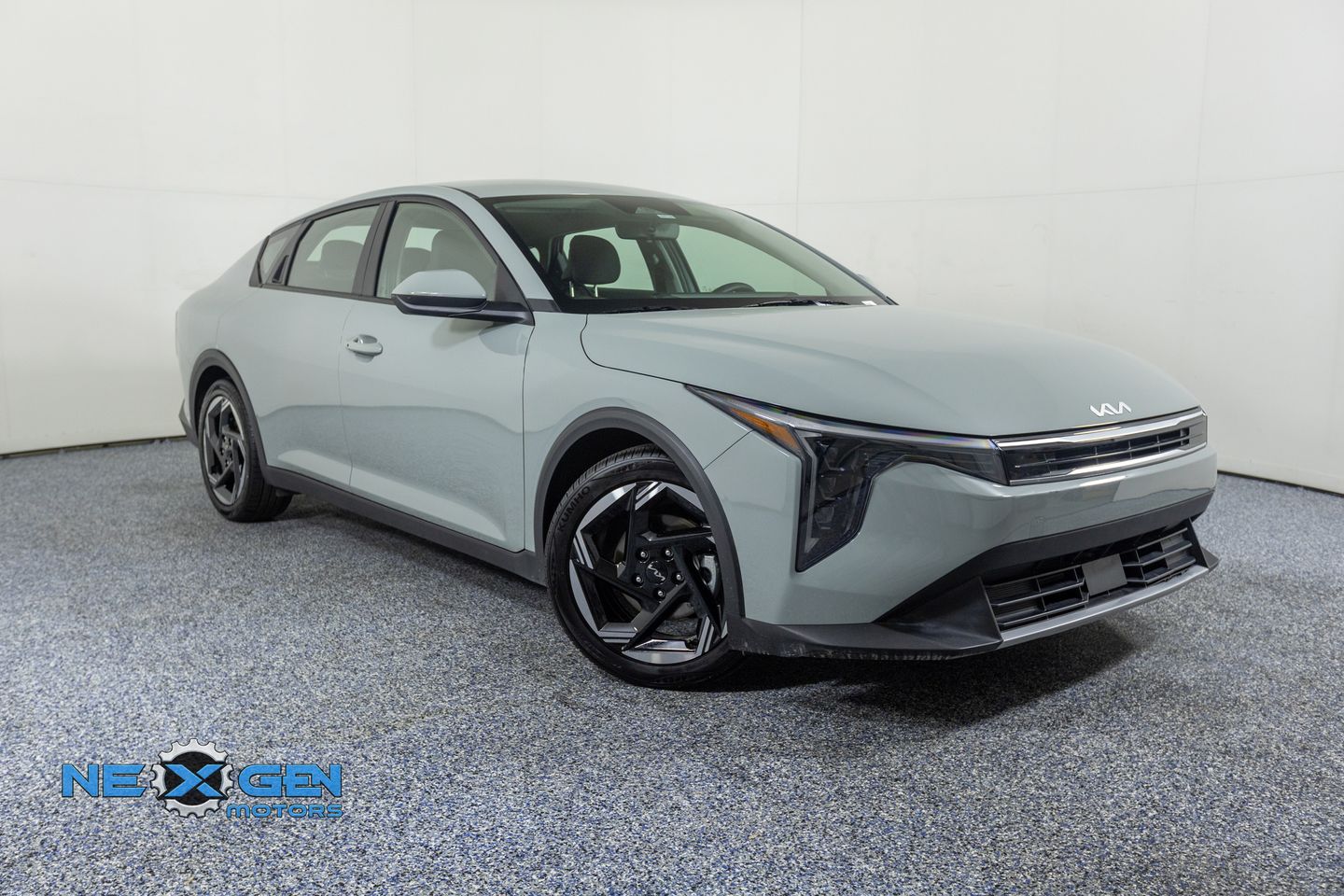 Morning Haze 2025 Kia K4 EX FWD Sedan Front-Wheel Drive Continuously Variable Transmission