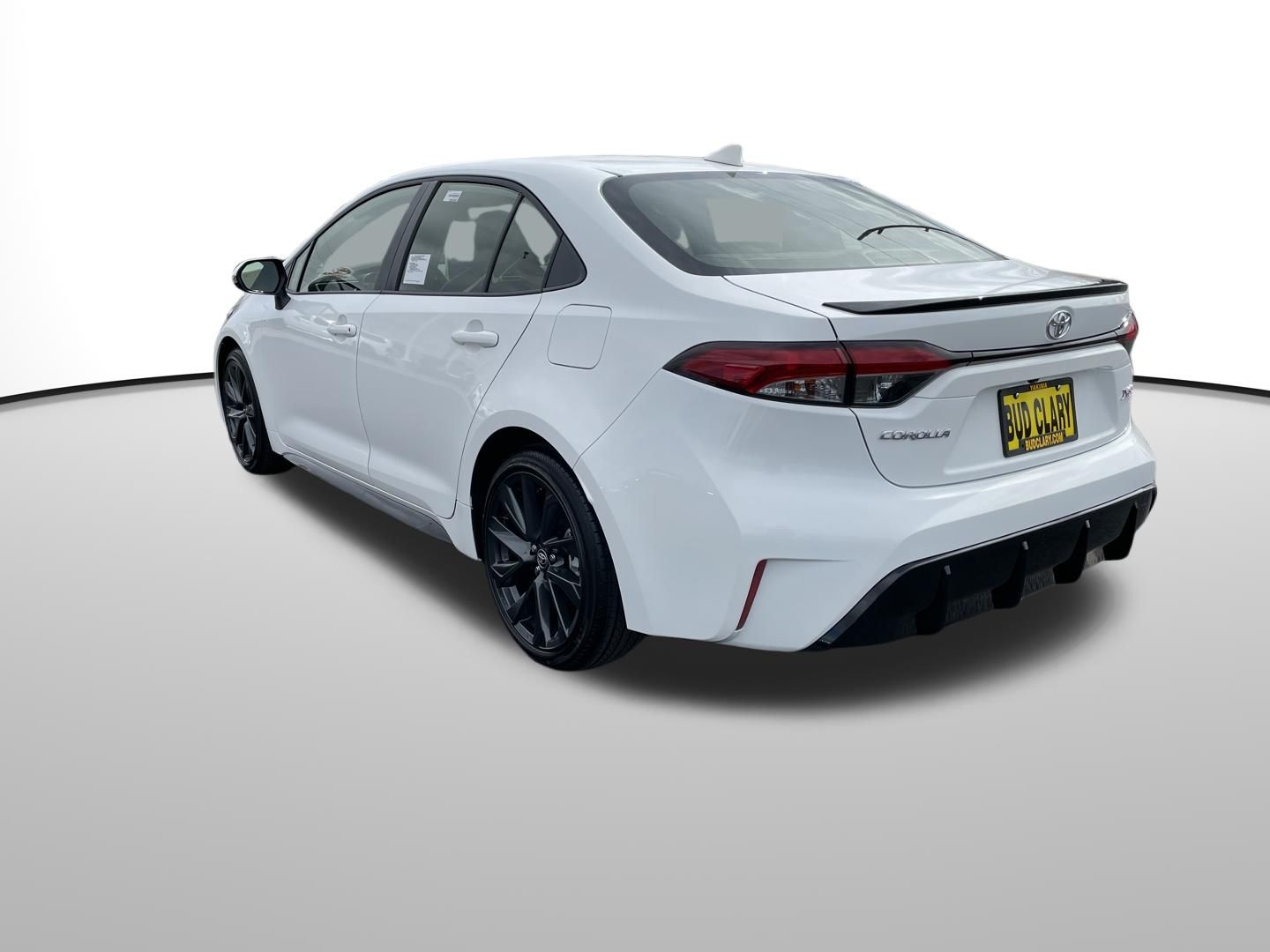 View vehicle photo 6