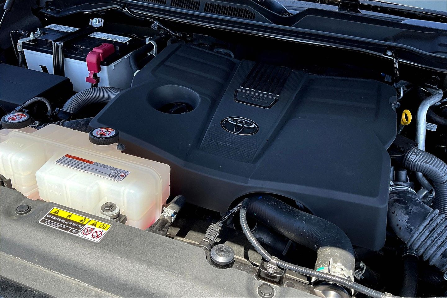 2022 Toyota Tundra SR5 photo