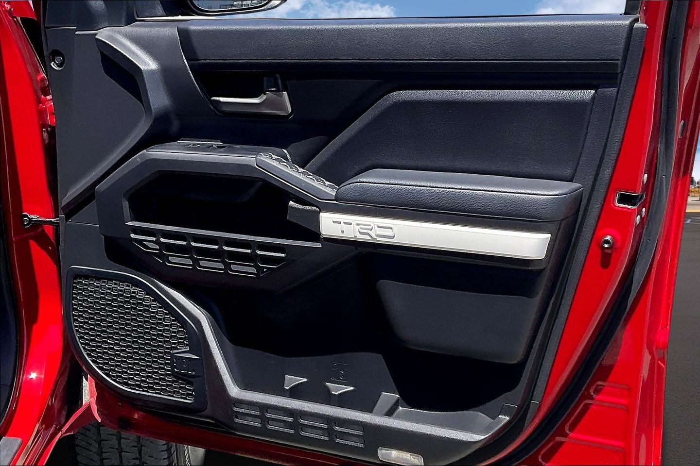 2024 Toyota Tacoma TRD Off-Road photo