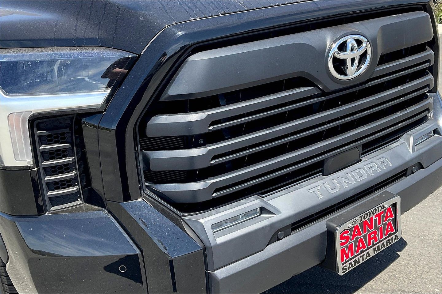 2022 Toyota Tundra SR5 photo