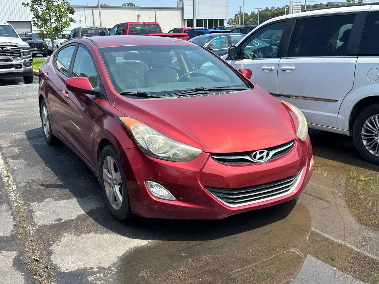 Red (Sparkling Ruby Mica) 2013 Hyundai Elantra Sedan Front-Wheel Drive 6-Speed Automatic Overdrive