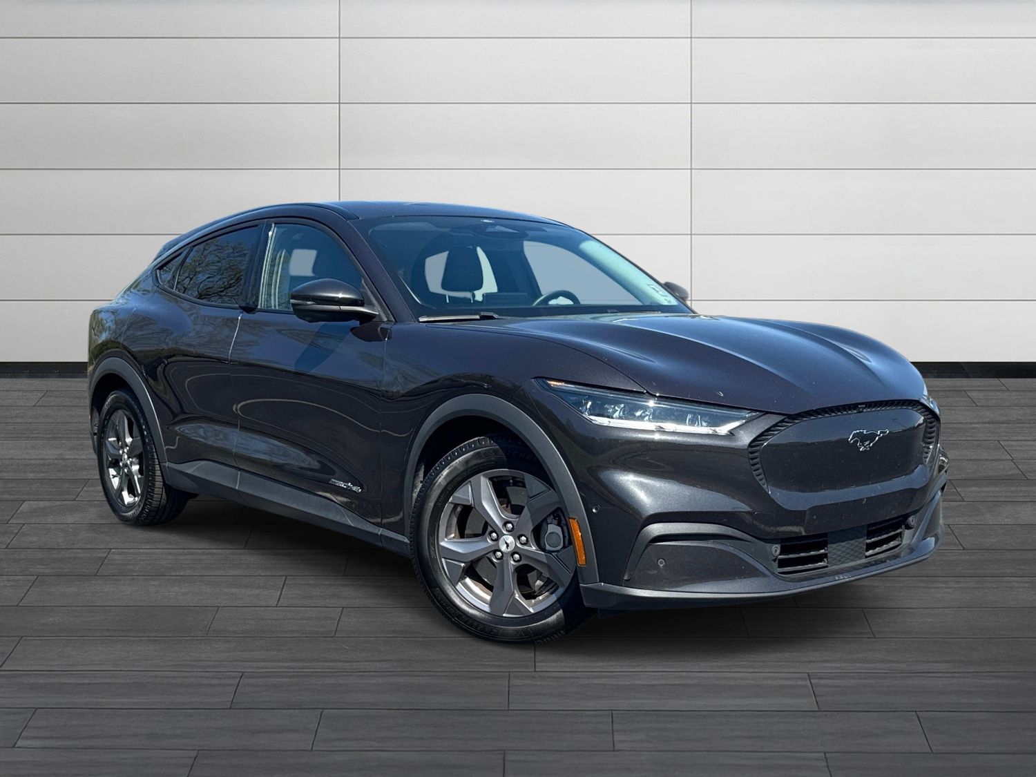 2022 Ford Mustang Mach-E Select AWD