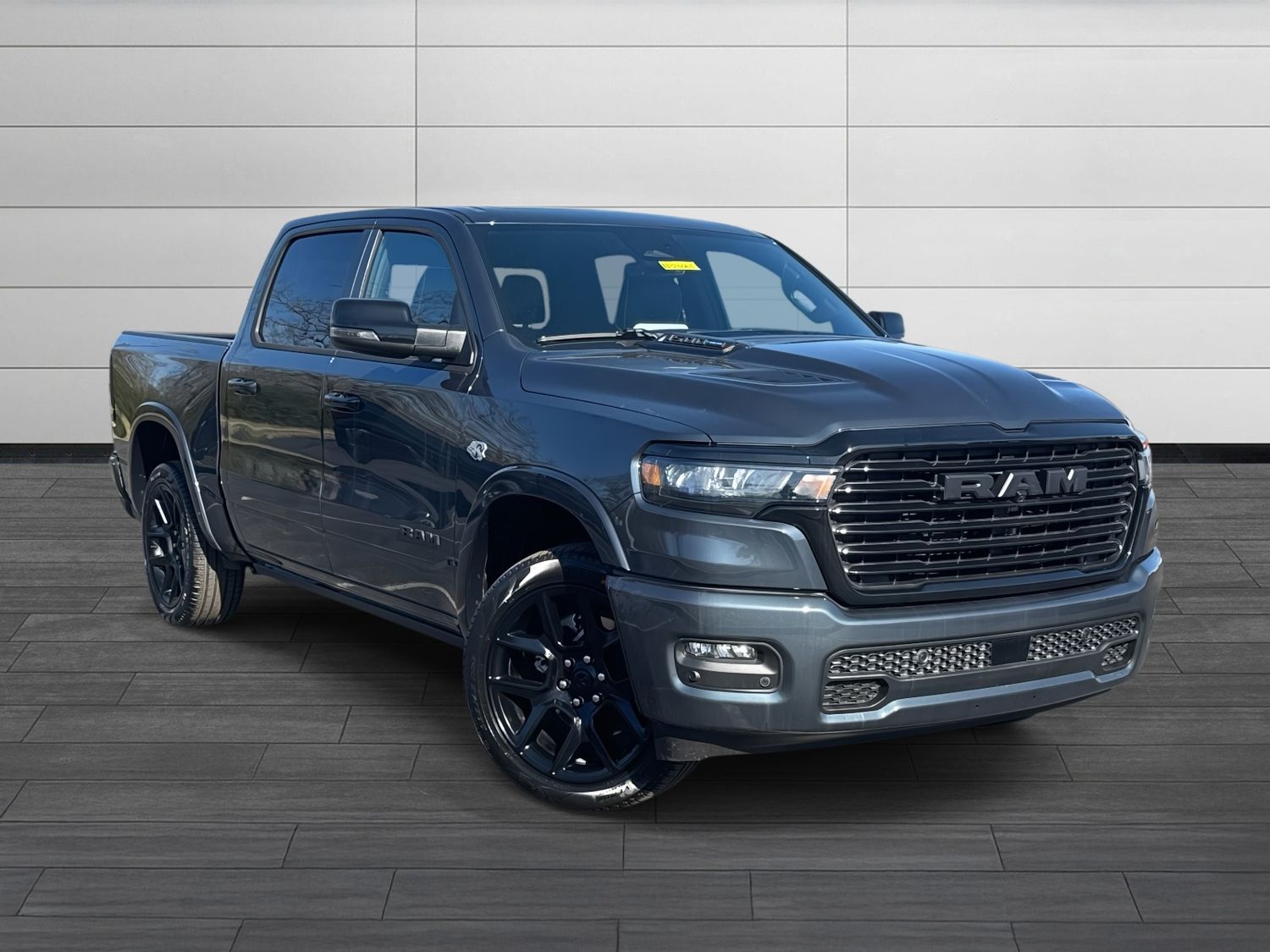 2026 RAM 1500 Laramie Crew Cab 4WD