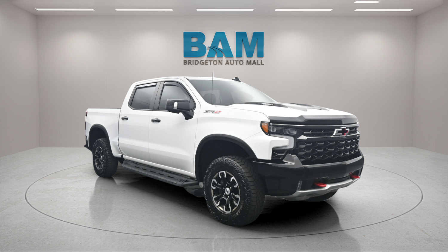 Summit White 2024 Chevrolet Silverado 1500 Pickup Truck Four-Wheel Drive Automatic