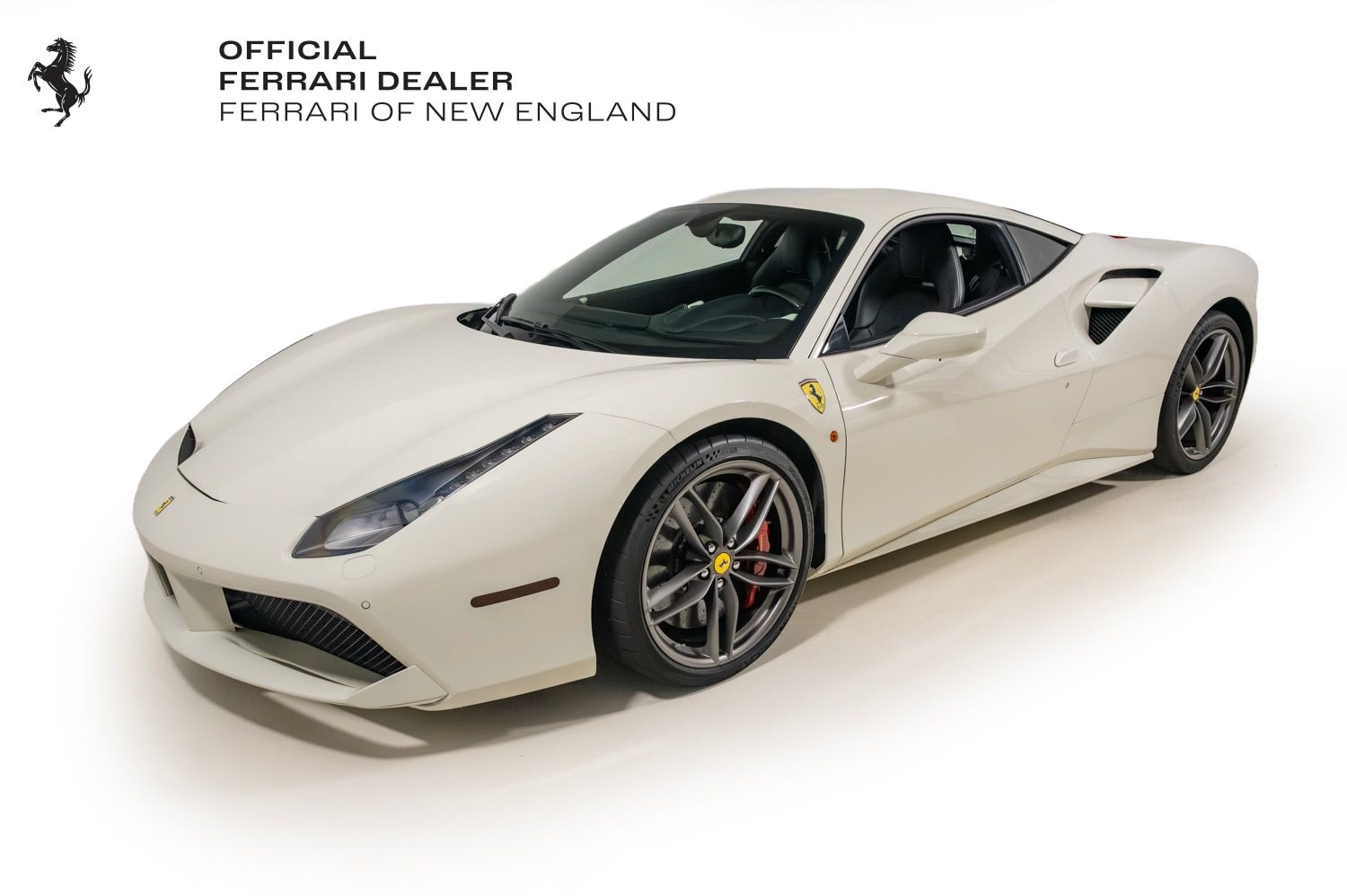 Bianco Avus 2017 Ferrari 488 Coupe Rear-Wheel Drive 7-Speed Automatic