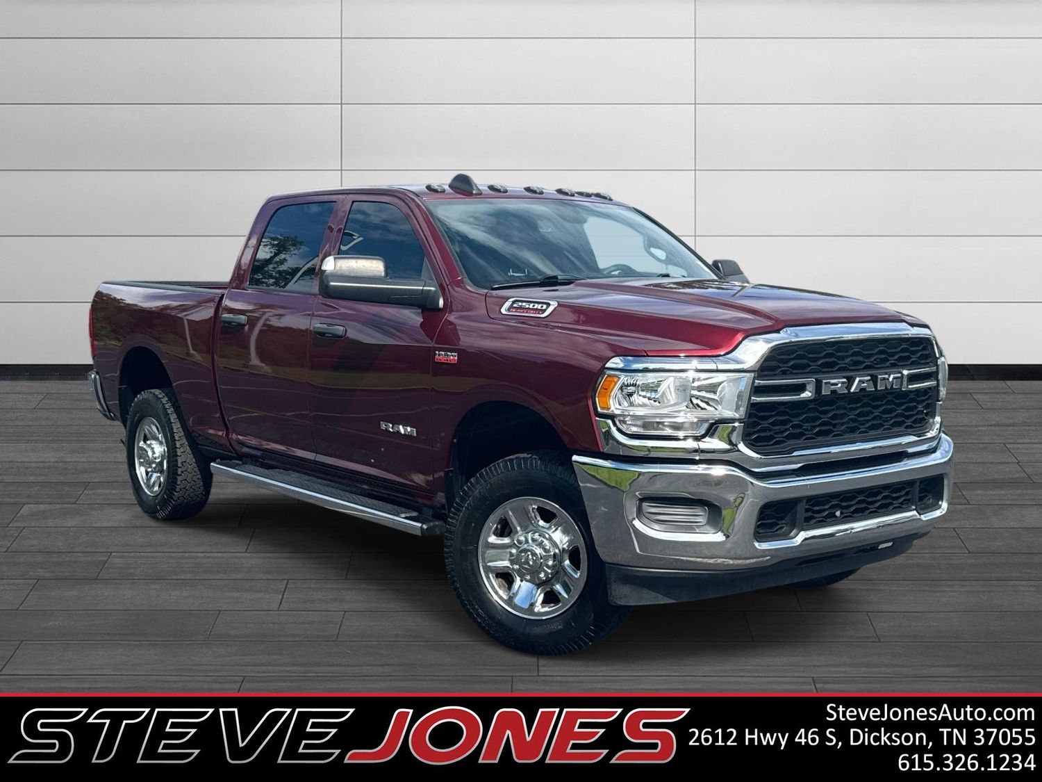 Delmonico Red Pearlcoat 2022 RAM 2500 Tradesman Crew Cab 4WD Pickup Truck Four-Wheel Drive 8-Speed Automatic