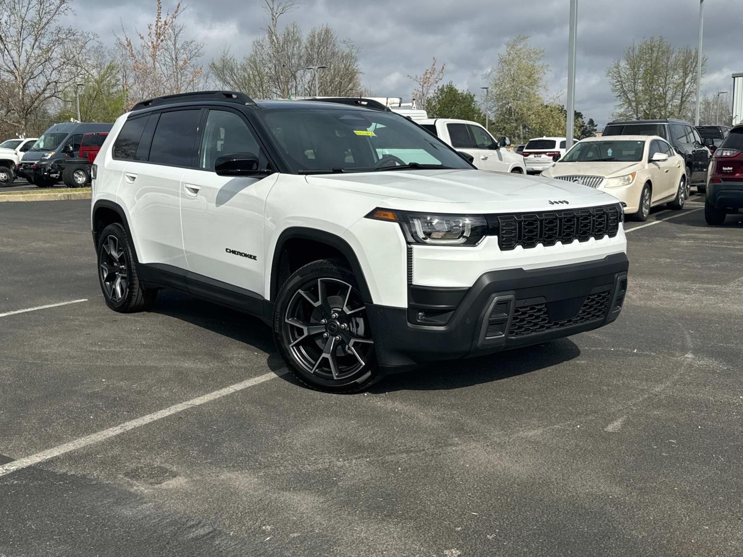 Bright White Clearcoat 2026 Jeep Cherokee Overland 4WD SUV / Crossover Four-Wheel Drive Continuously Variable Transmission